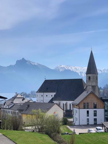 Traum Panorama Apartment Mit Berg & Seeblick