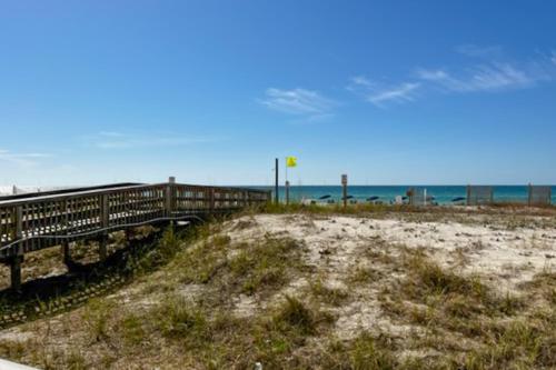 Island Shores 156
