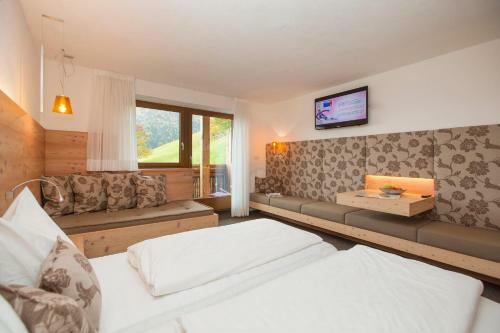 Hotel Berggasthof H�usler