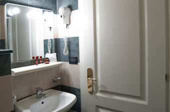 Hostal Gran Duca Residence