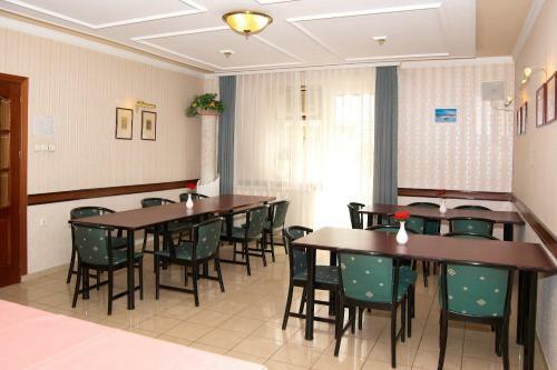 Apollo Hotel