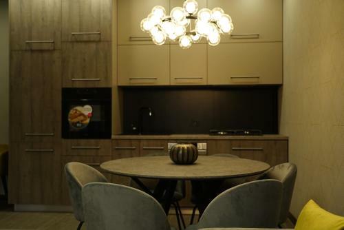 Luxe Apartament In Yerevan