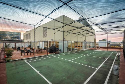 Absolute Inner-city Luxury / Canberra City