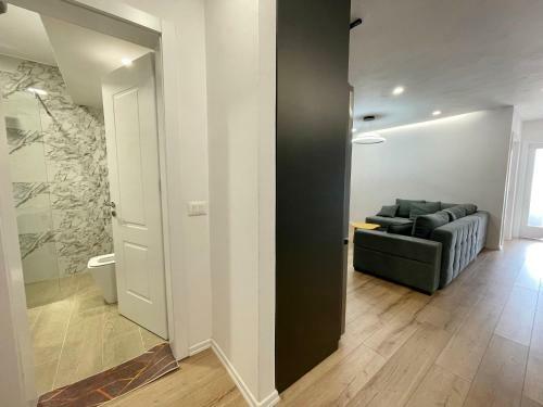 Cozy And Modern Apartment