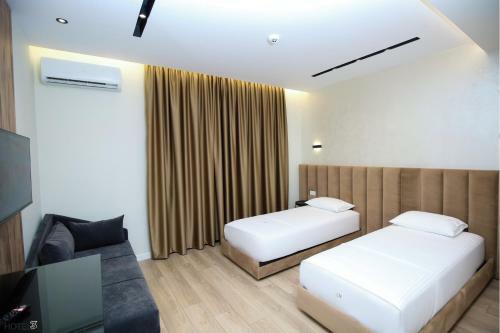 Hotel Three