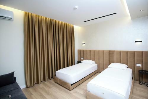 Hotel Three