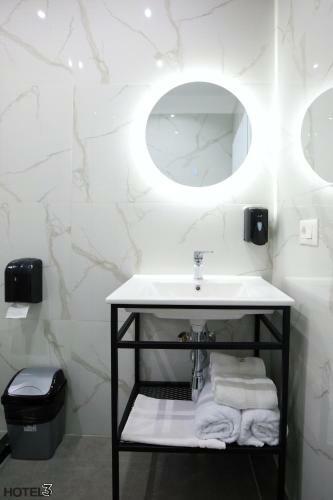 Hotel Three