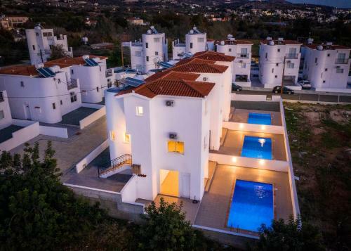 Gorgeous Villa With Private Pool In The Sunsets Outside Paphos Just For You