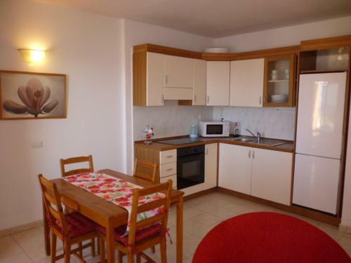 Sunset - 2 Bedroom Apartment
