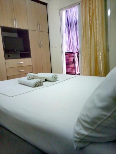 Hostal Tilis Guesthouse