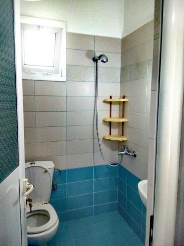 Hostal Tilis Guesthouse