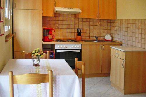Apartment In Vir With Parking Space