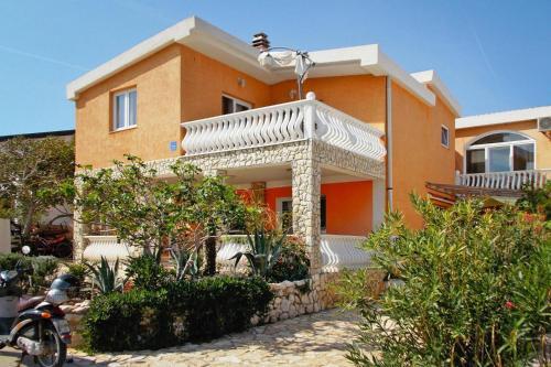Apartment In Vir With Parking Space