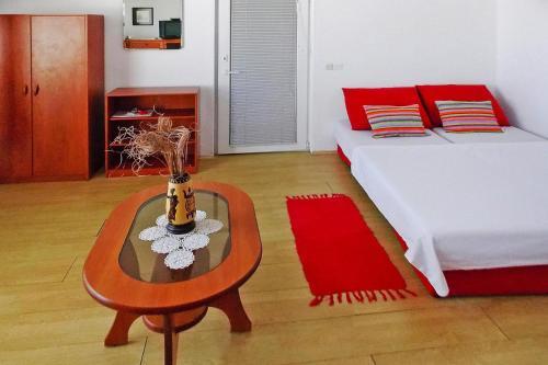 Apartment In Vir In A Beautiful Environment
