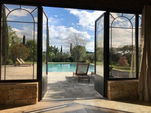 Hostal Les Bartavelles