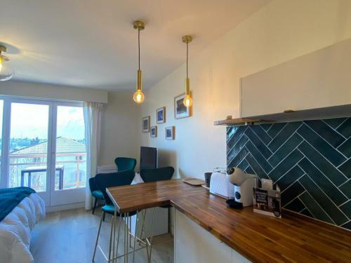Apartamento Studio Aix-les-bains, 1 Pi�ce, 2 Personnes - Fr-1-617-52