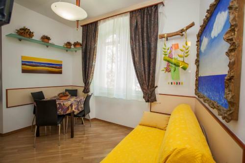 Hostal Sea Side Apartment Palma Ba?ka Voda