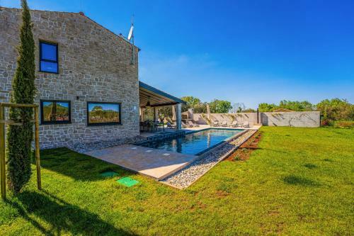 Villa Stellar