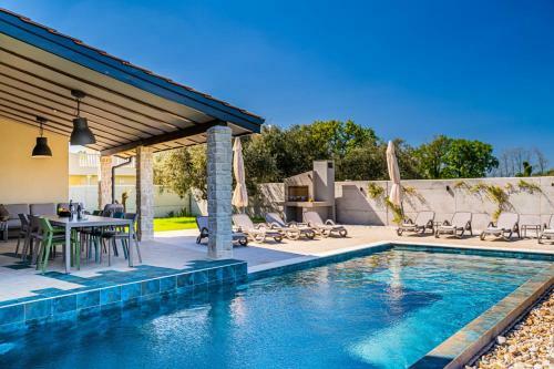 Villa Stellar