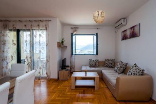 Apartment Radovic