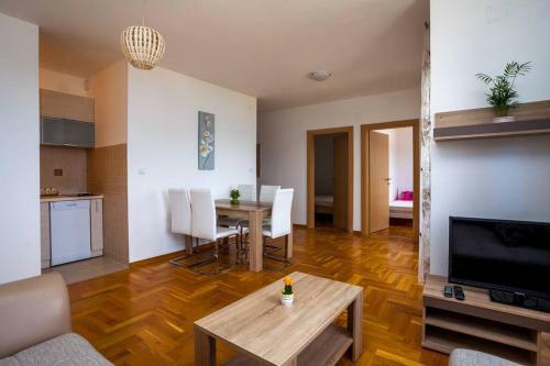 Apartment Radovic