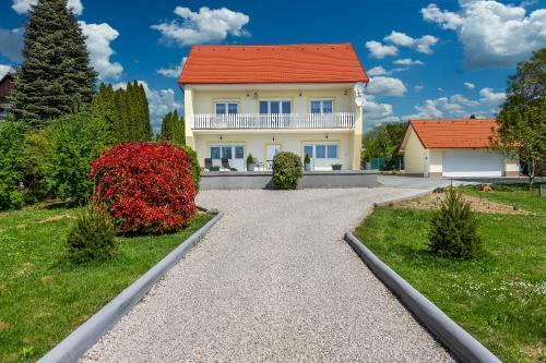 �gi Apartman Cserszegtomaj