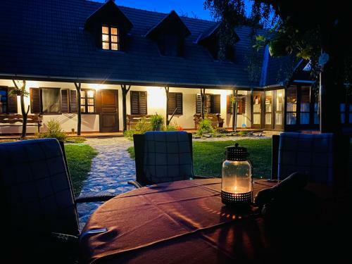 Bed & Breakfast S�rk�ny Bio Panzi�