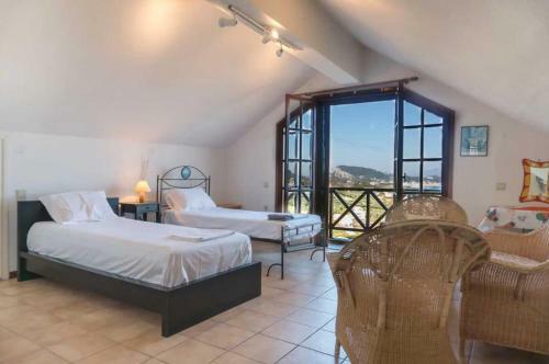 Villa Mitsa With Stunning View On The Argassi Hill