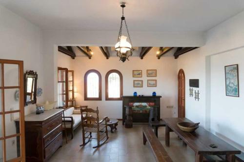 Villa Mitsa With Stunning View On The Argassi Hill