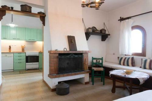 Villa Mitsa With Stunning View On The Argassi Hill