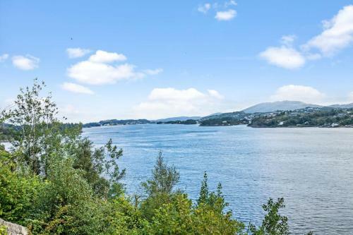 Apartamento Penthouse Leilighet 200 Kvm Vakker Sj�utsikt.