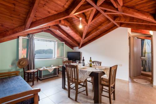Apartamento Makris House
