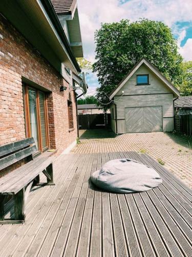 Spacious Family House In The City Centre