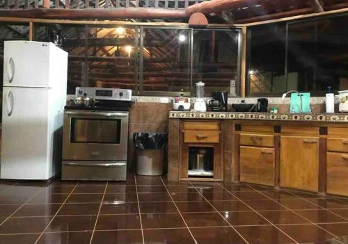 Casa Vacacional Karola Lodge Playa Carrillo