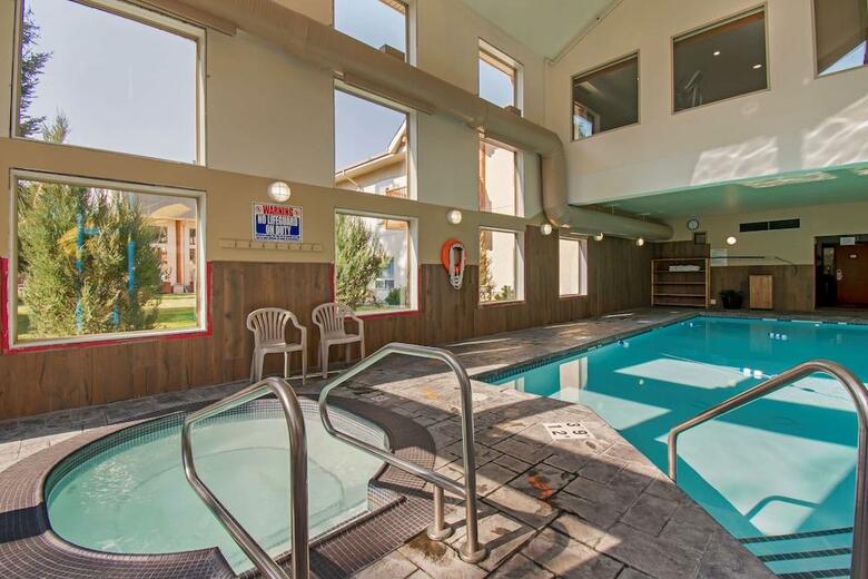 Hotel Best Western Valemount Inn And Suites  Executive Suite