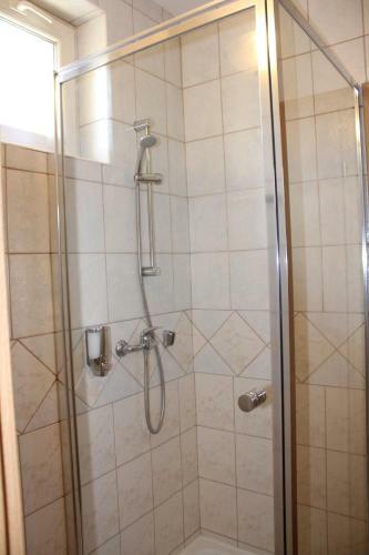 Andr�s Apartmanh�zak