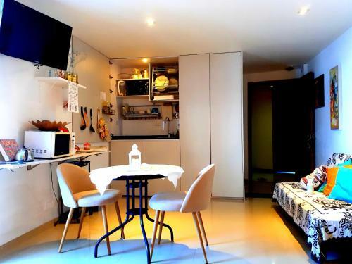 Tropical Y Confortable Aparta Estudio