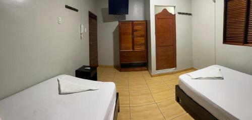 Hotel Alojamiento Tahuari