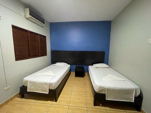 Hotel Alojamiento Tahuari