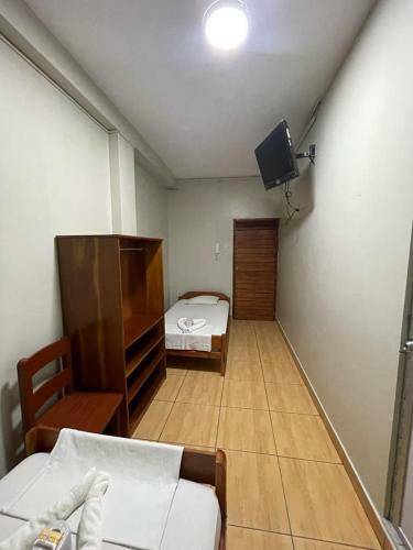 Hotel Alojamiento Tahuari