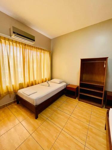 Hotel Alojamiento Tahuari