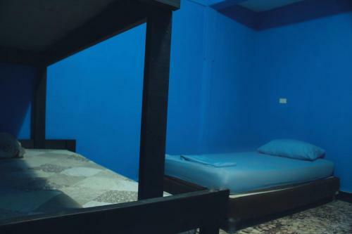 Albergue Twin Fin Plaza