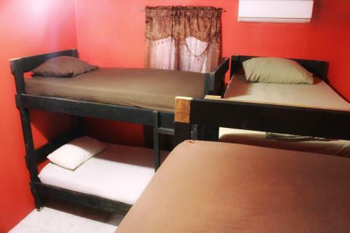 Albergue Twin Fin Plaza