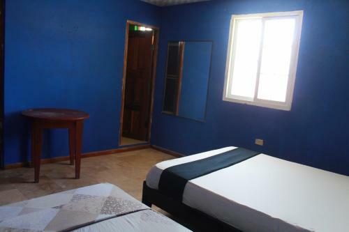 Albergue Twin Fin Plaza
