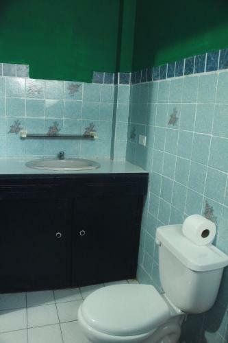 Albergue Twin Fin Plaza