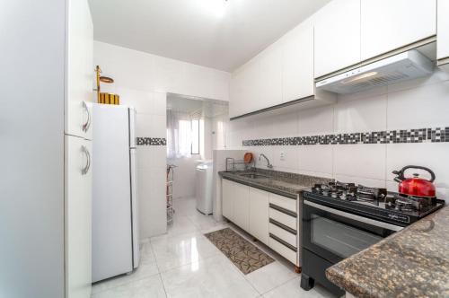 Apartamento Lindo Apto Central Com Churrasqueira.