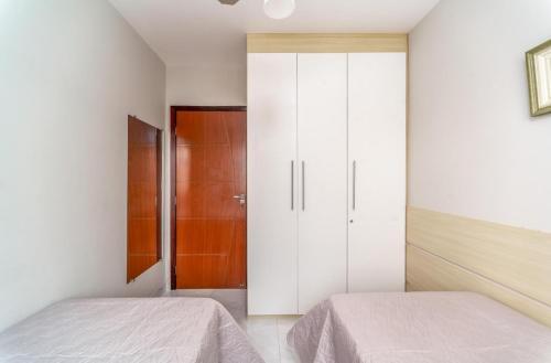 Apartamento Lindo Apto Central Com Churrasqueira.