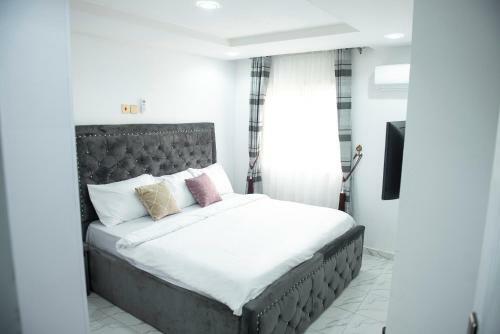 Cozy 3 Bedroom Apart - 24hrs Elect/wifi/security