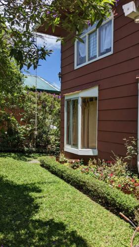 Rossy's Villa And Garden's
