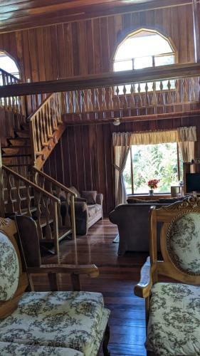 Rossy's Villa And Garden's